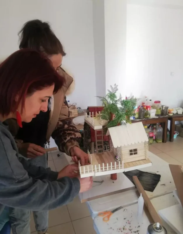 Genç Üreten Eller Kadın Girişimi Kooperatifi